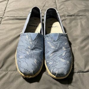 Men’s Toms